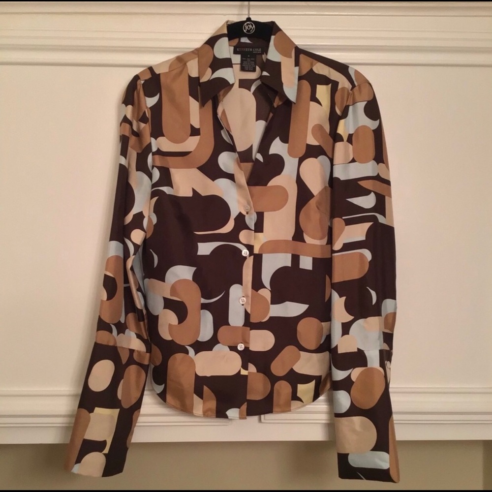 Kenneth Cole silk button up Blouse